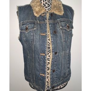 GAP denim Sherpa fleece vest